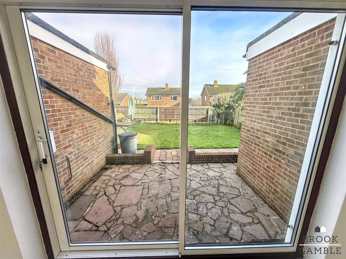 5 Bedroom House - Detached. Bracken Road in Eastbourne,  21